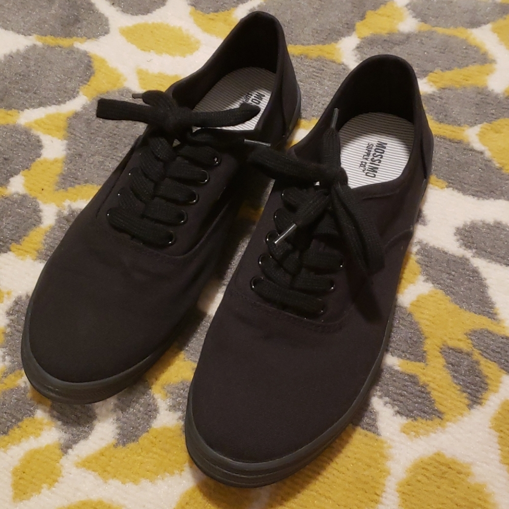 BLACK CANVAS LACE UP SNEAKERS